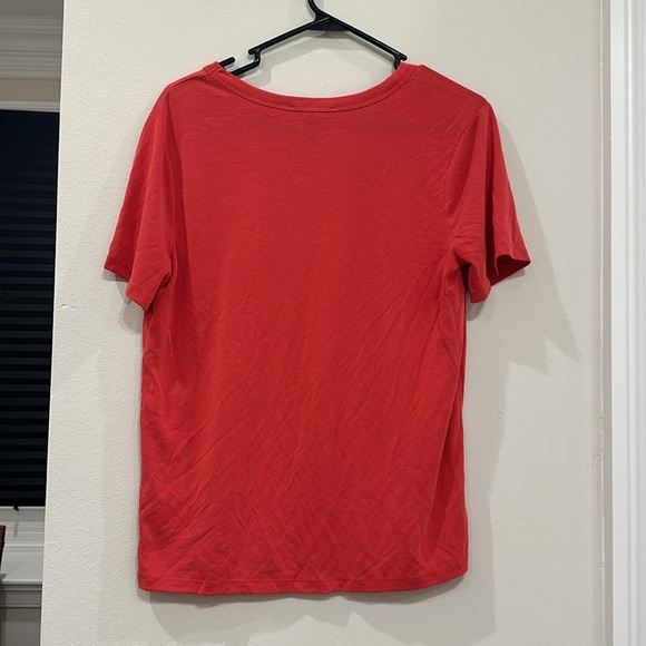 Forever 21 red top- large - Picture 4 of 4